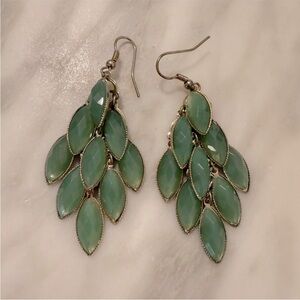 Forever 21 Faceted Green Stone and Gold Tone Dangly Drop Earrings